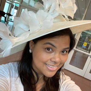 Meet your Posher, Eva